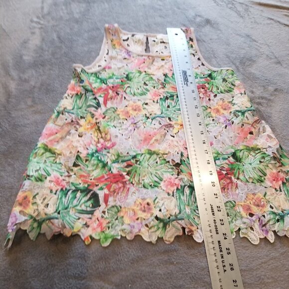 Inari Women's Sleeveless Tank Top Embroidered Keyhole Back Multi Floral Size XS - Picture 5 of 6